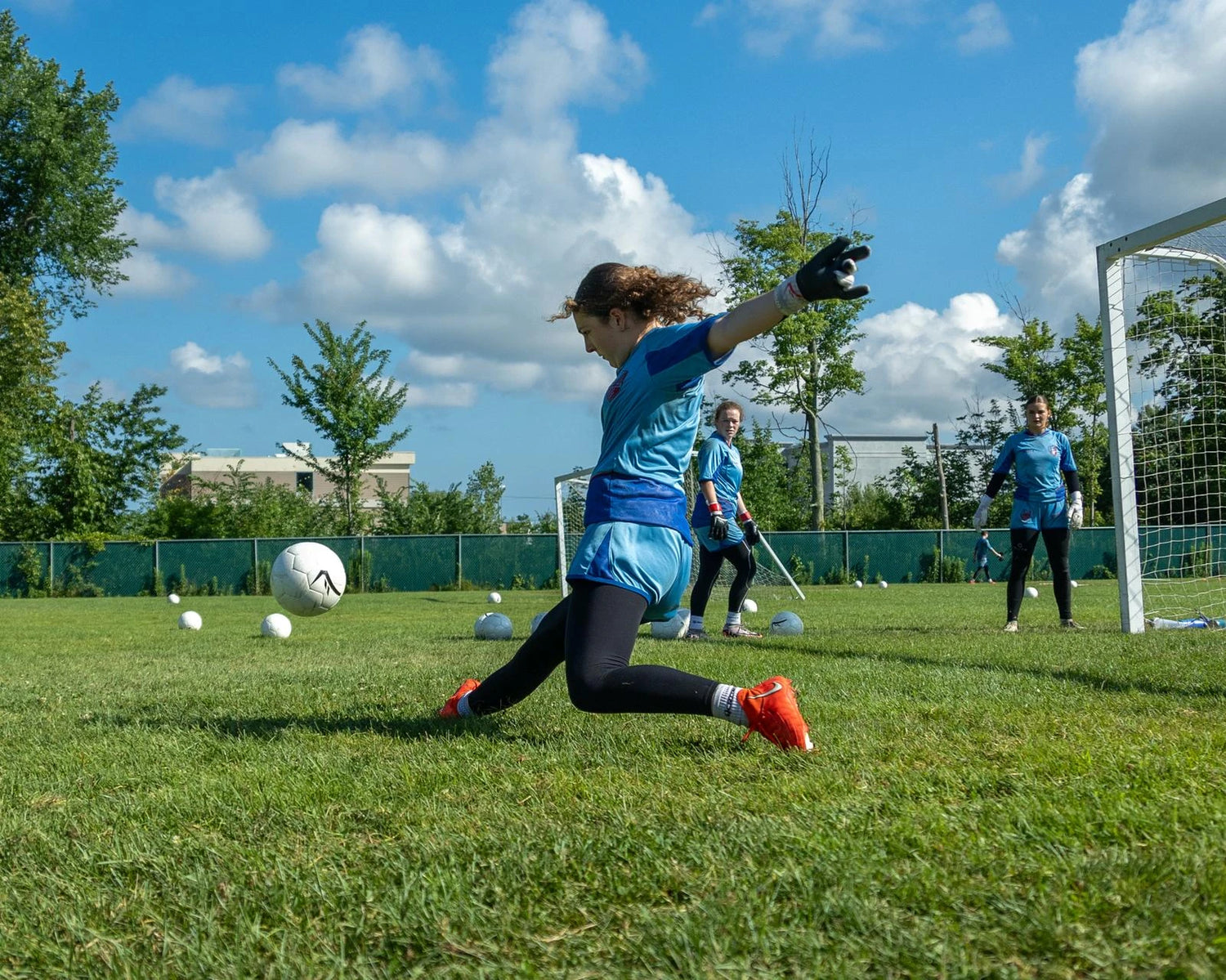 KRONIS Academy Goalkeeper Camps