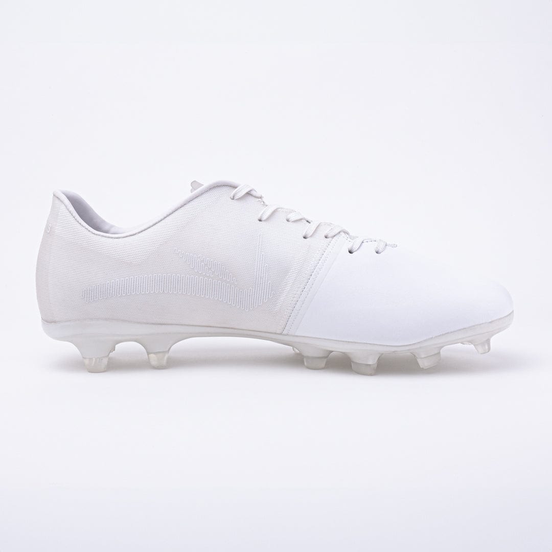 KRONIS Soccer Cleats | White Soccer Cleats