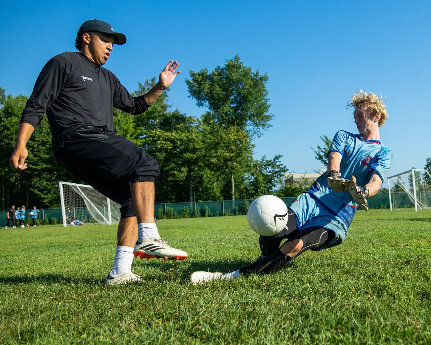 KRONIS GENERATION Goalkeeper Camp