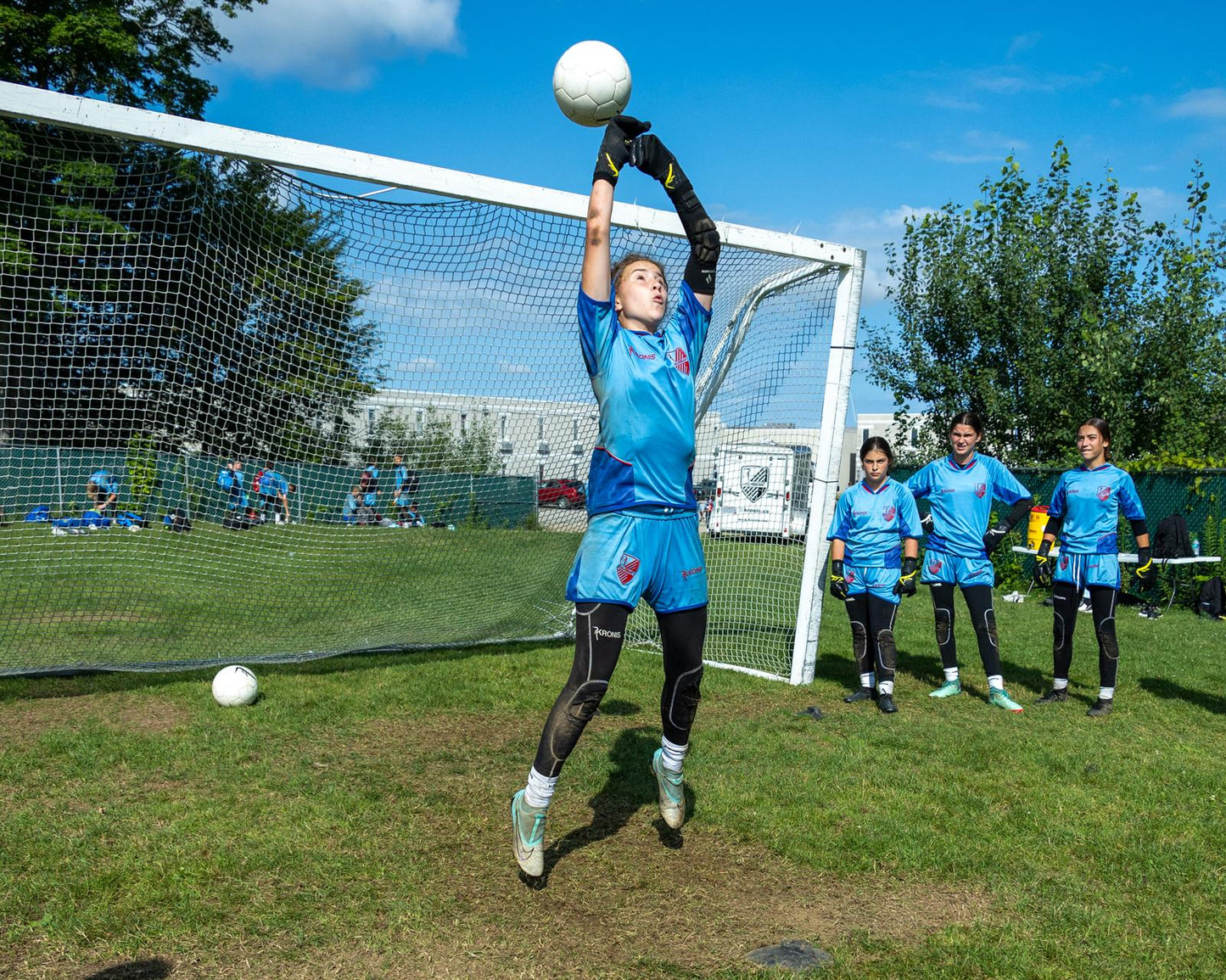 goalkeeper training camps